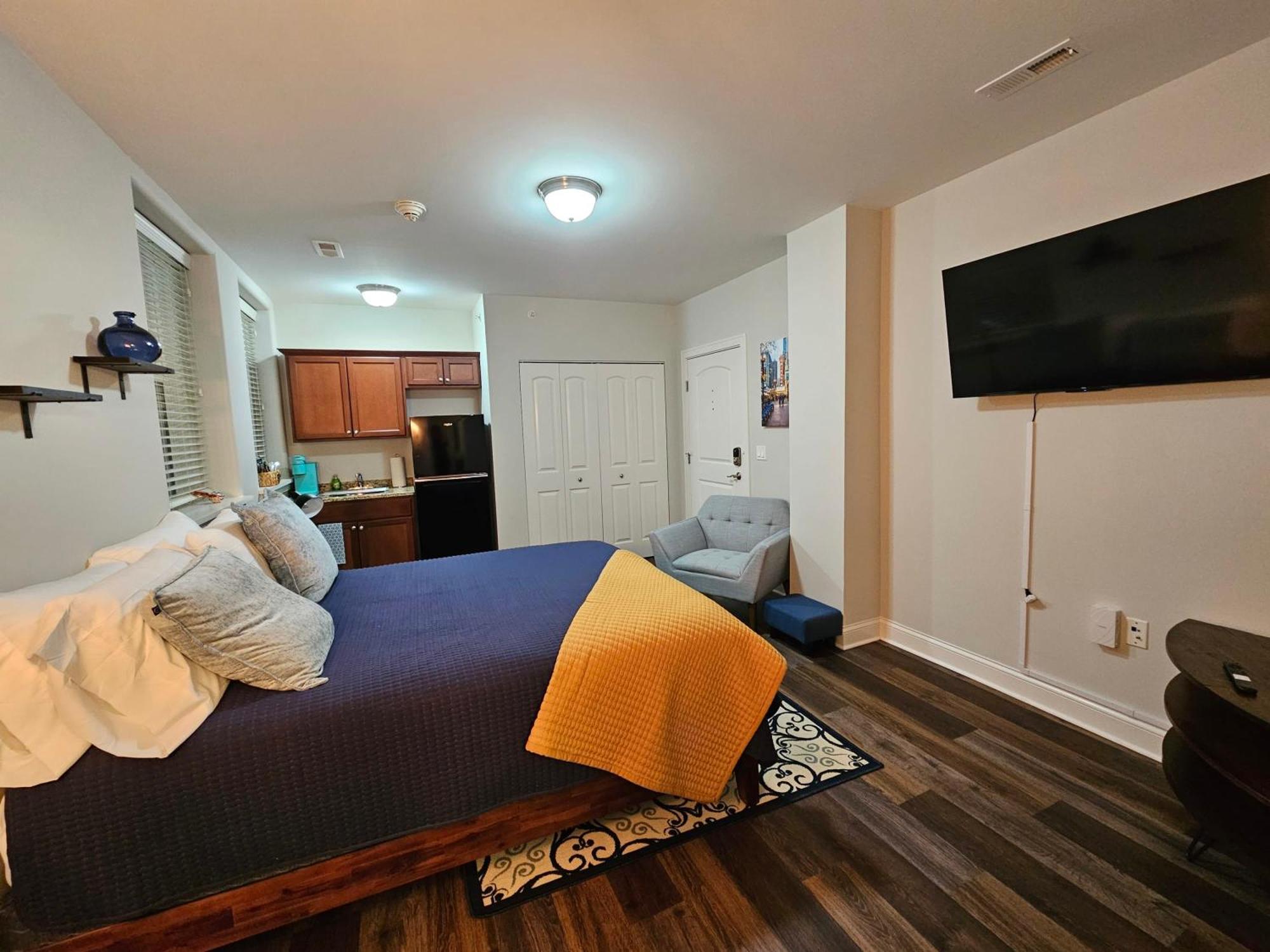 Cute + Cozy Studio At The Inman - 207 Champaign Exterior foto