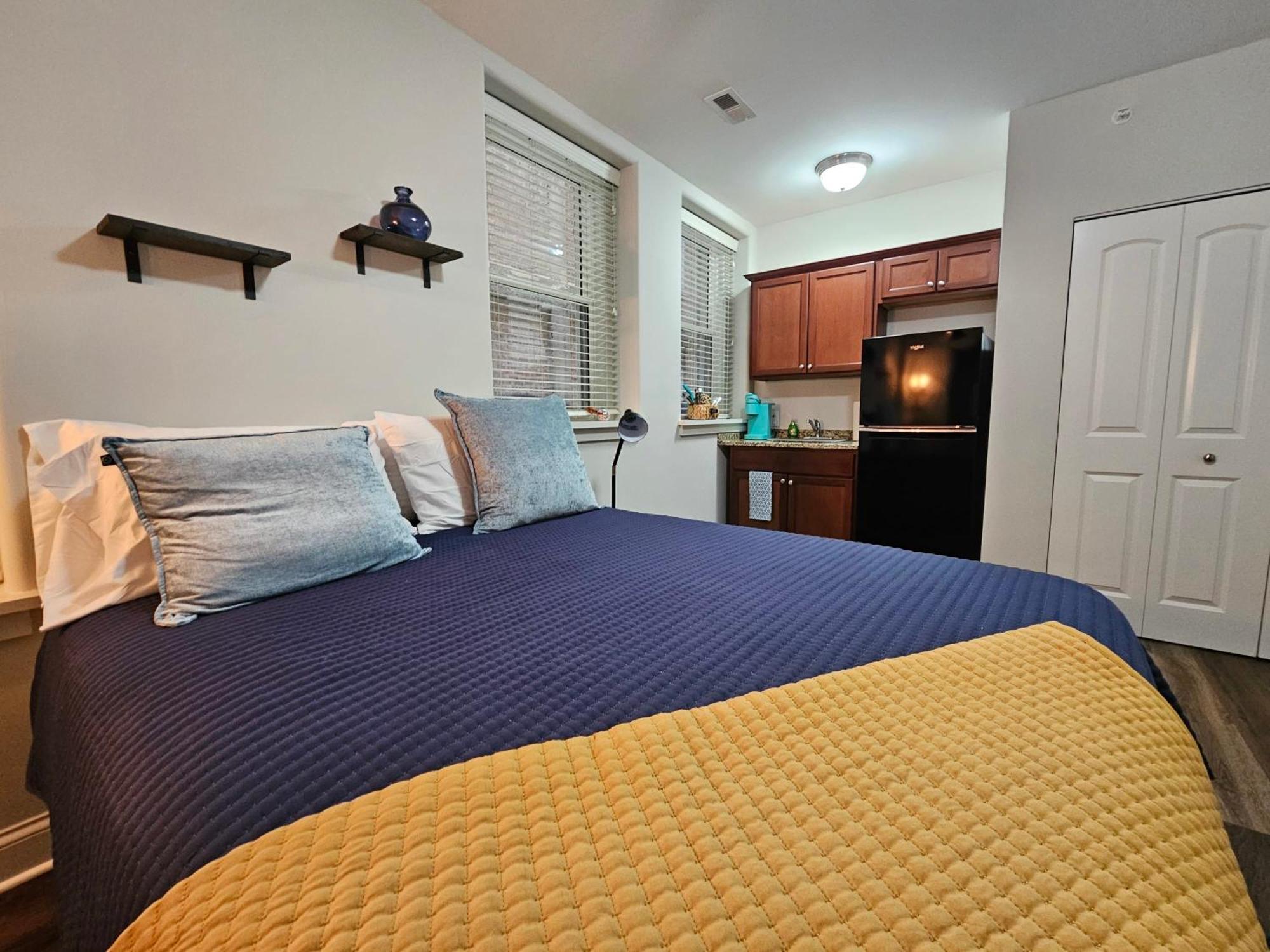 Cute + Cozy Studio At The Inman - 207 Champaign Exterior foto